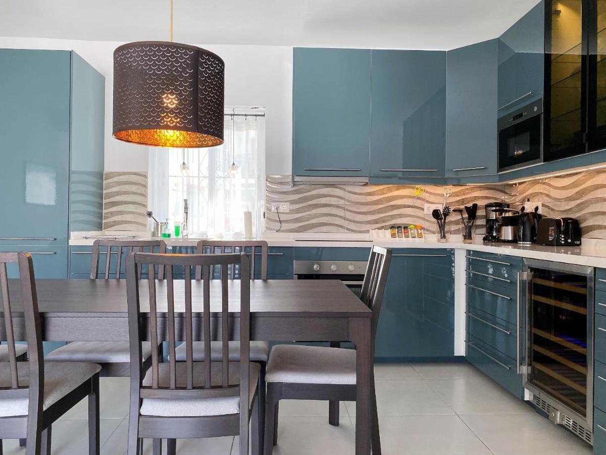 Apartamento La Torna Casasol Нерха Екстер'єр фото