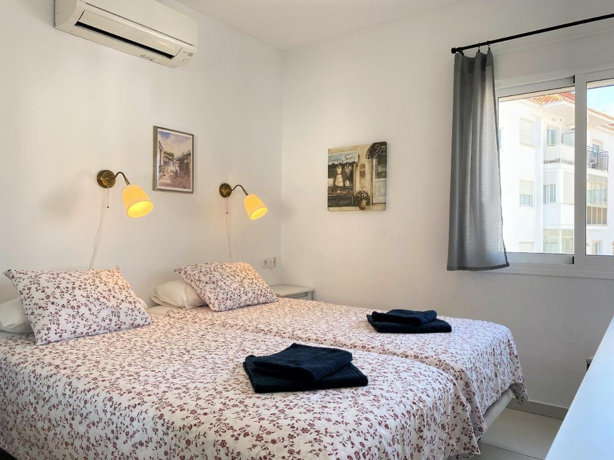 Apartamento La Torna Casasol Нерха Екстер'єр фото